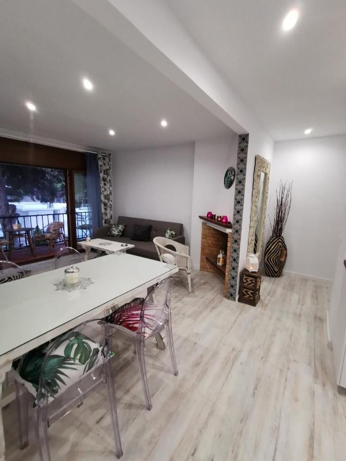 Apartamento Port De Roda De Bara -Roc Sant Gaieta Екстер'єр фото